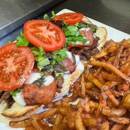 Steak & Pepperoni Sub - Typhoon Lounge RestoMontreal.ca