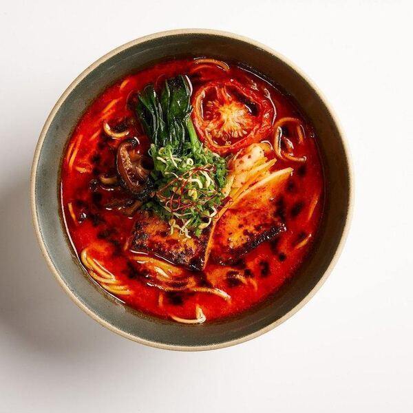 Umami Ramen & Izakaya - Restaurant Options végétaliennes à Mile-Ex, Montréal