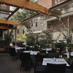 Vieux-Port Steakhouse RestoMontreal.ca