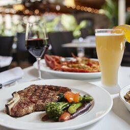 Vieux-Port Steakhouse RestoMontreal.ca