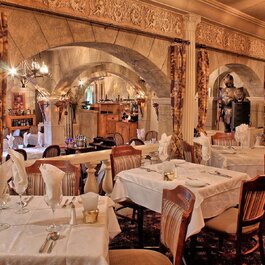 Restaurant Villa D'Este - Online Menu Restaurants in Montreal