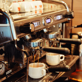 Vino Rosso RestoMontreal.ca