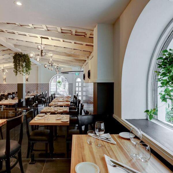Viva Restaurant + Bar - Restaurant Italienne à Le Plateau-Mont-Royal, Montréal