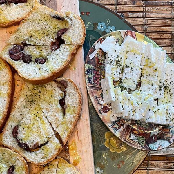 Yiayia's Bread Company Restaurant Kirkland, QC