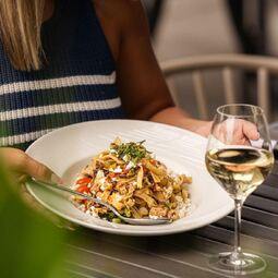 ZIBO! Restaurant-Bar  Restaurant Californienne